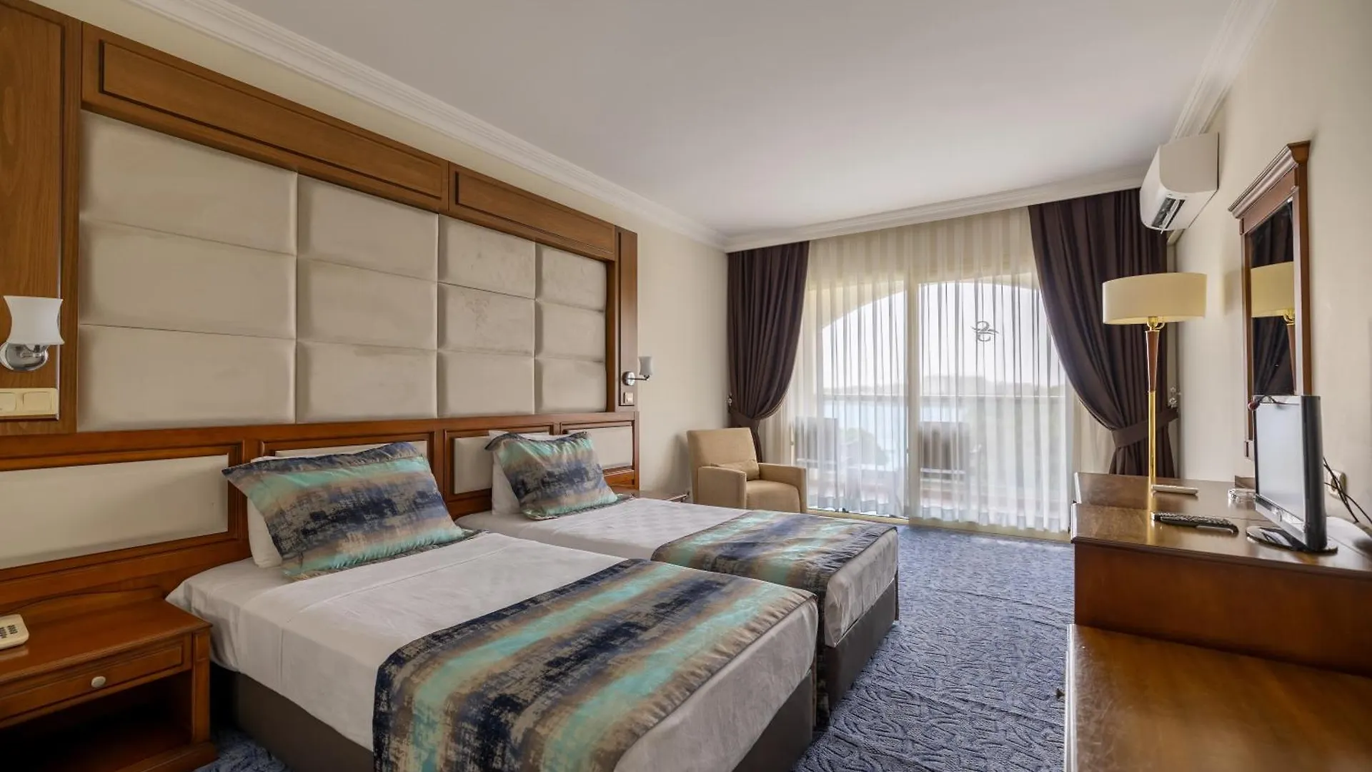 Scala Nuova Beach Hotel location